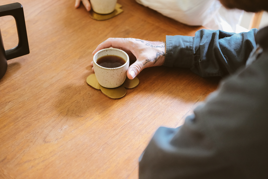 The solo coffee date